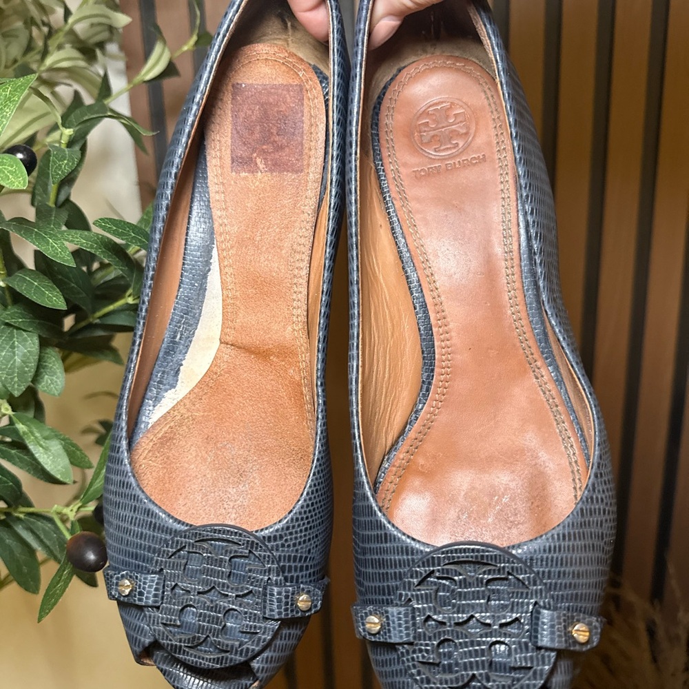 Tory Burch Blue Grey Croc Women's Wedges Size 10